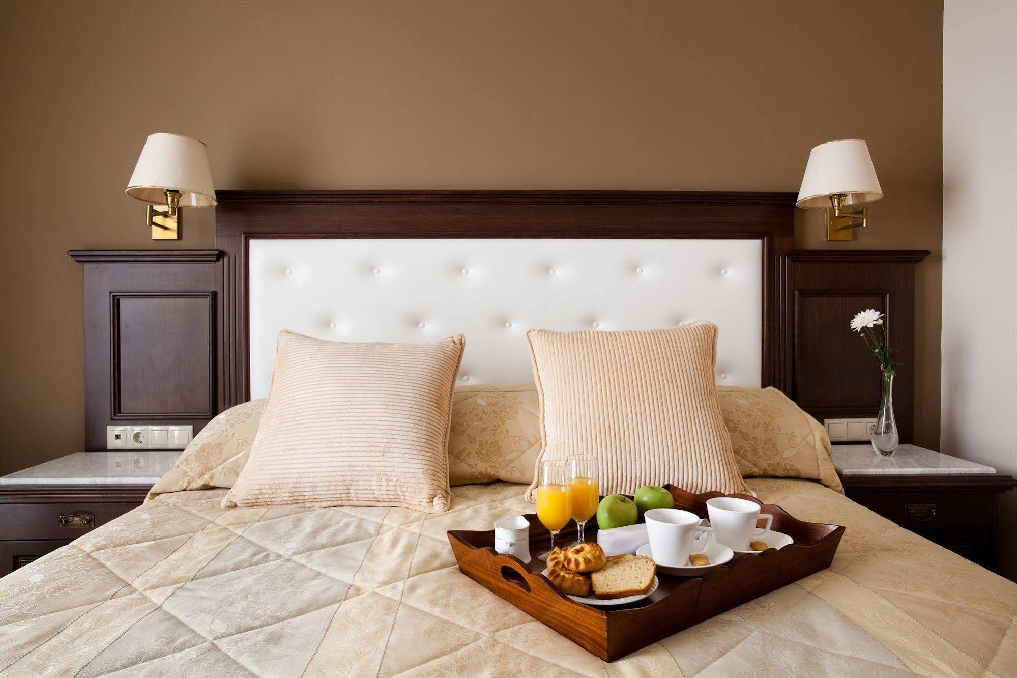 Achillion Palace 4* Retimno